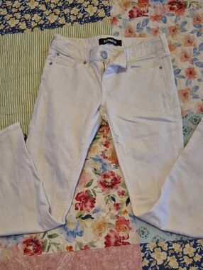 Express White Denim Stretch Jeans